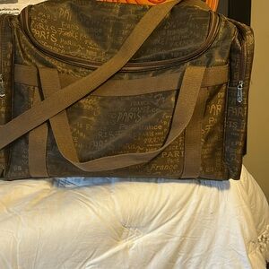 NWT Women’s/ Men’s oversized, travel bag Tour